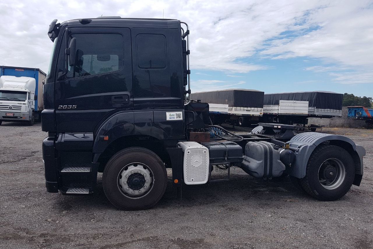 Mercedes Benz Axor 2035 - 06/06 5