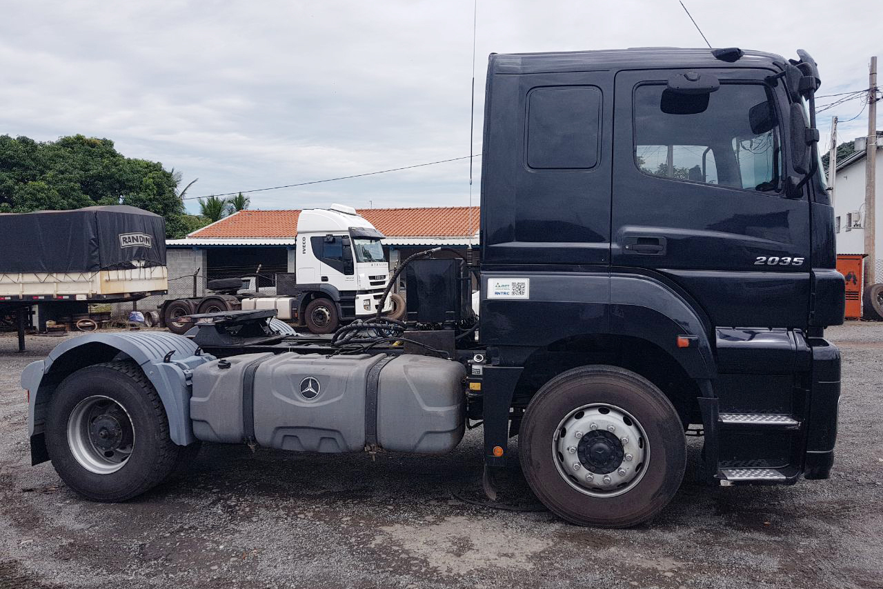 Mercedes Benz Axor 2035 - 06/06 8
