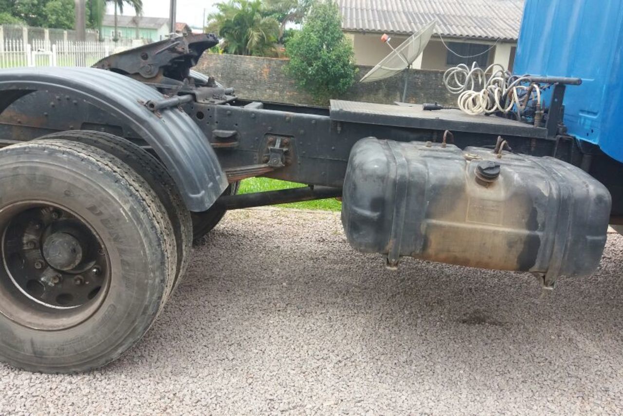 Mercedes Benz MB 1519 - 82/82 2