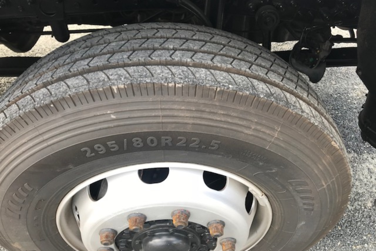 Mercedes Benz Axor 1933 - 08/09 5