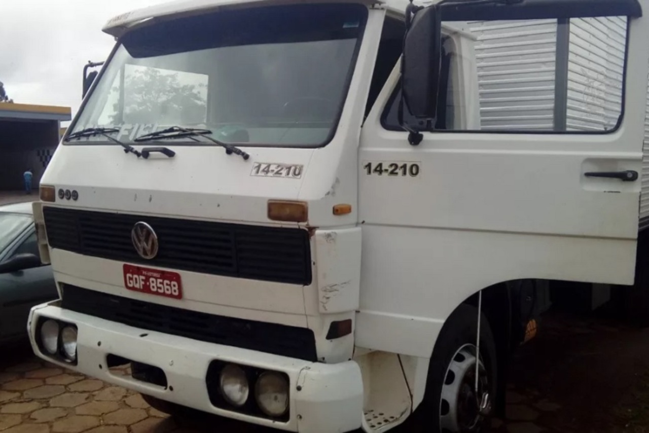 Volkswagen 14 210 - 90/90 2