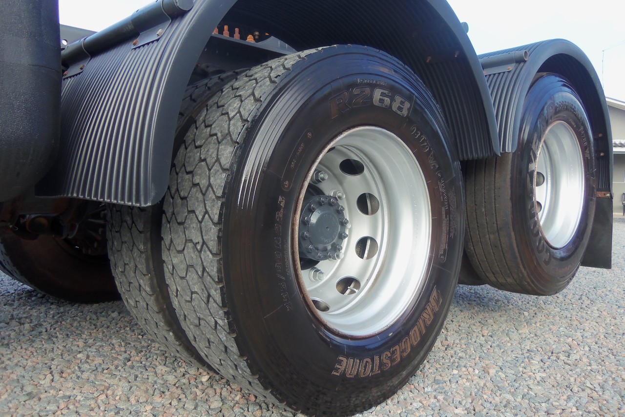 Volvo FM370 - 14/14 10