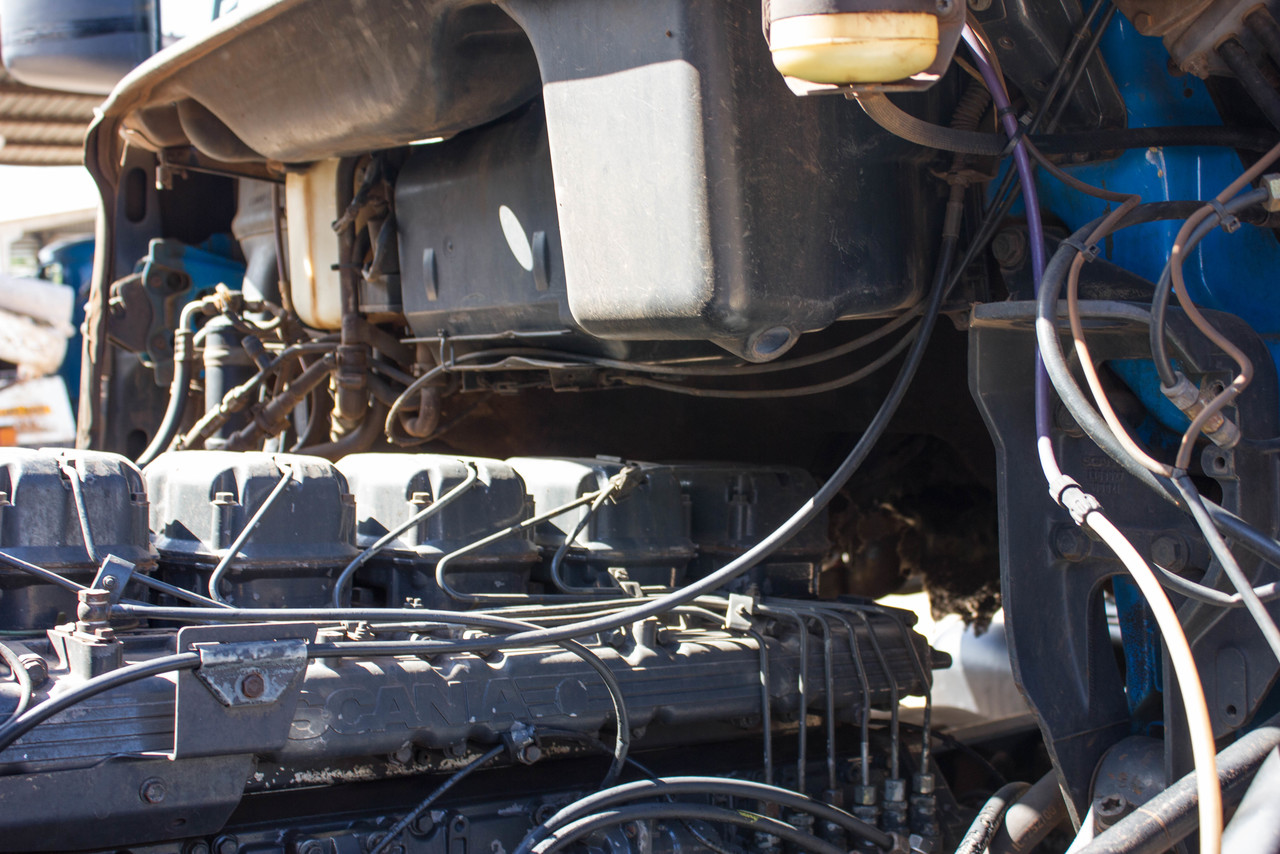 Scania T124G - 98/99 32