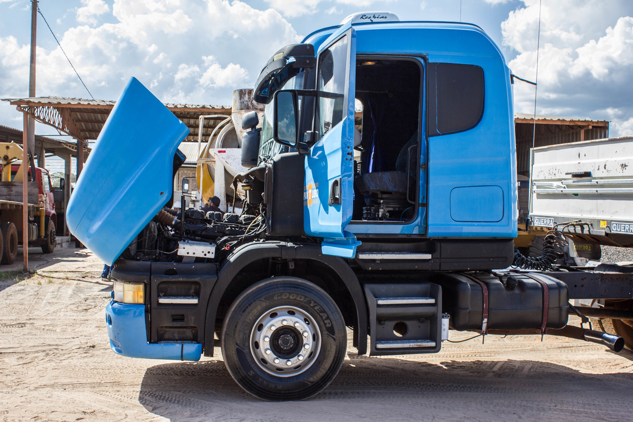 Scania T124G - 98/99 34