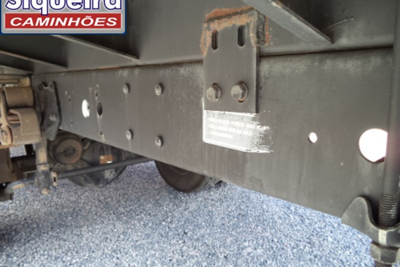 Ford Cargo815 - 10/10 4