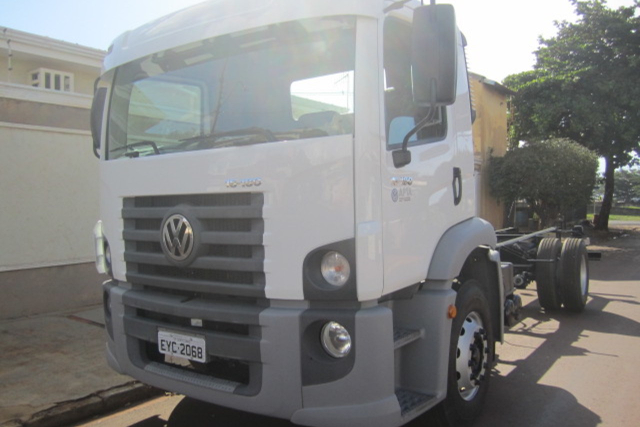 Volkswagen 15-180 E Constellation - 11/11 2