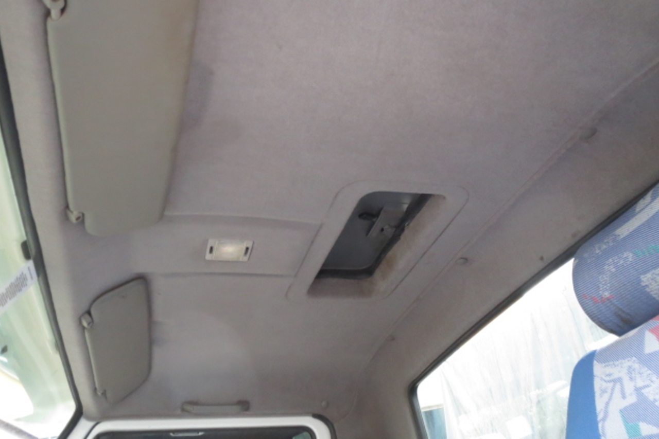Volkswagen 24 220 - 10/10 16