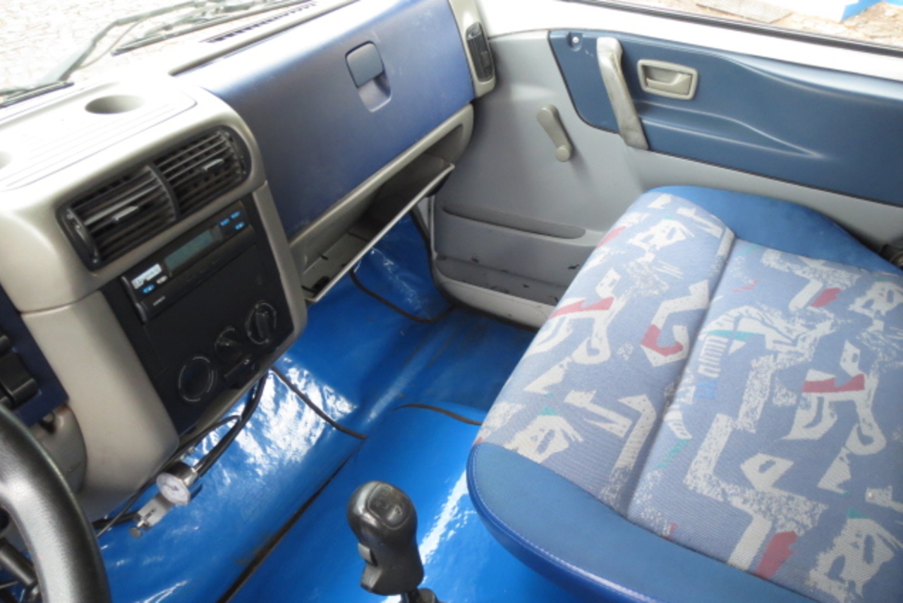 Volkswagen 24 220 - 10/10 17