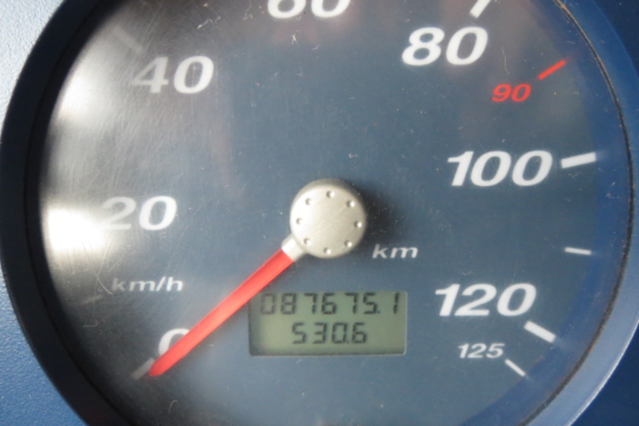 Volkswagen 24 220 - 10/10 18
