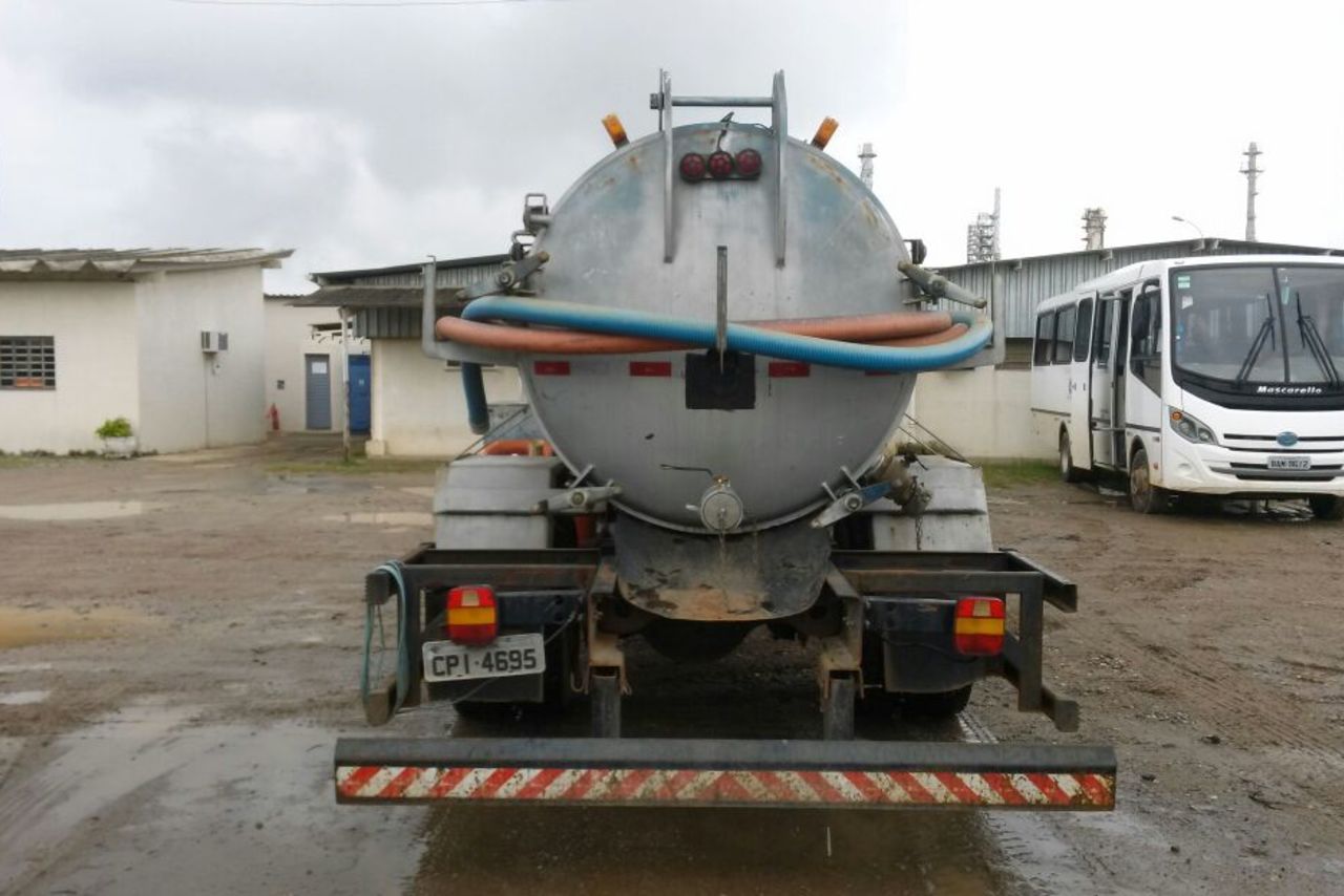Ford Cargo1317 - 06/06 2
