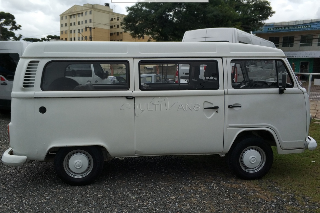 Volkswagen Kombi Standard - 05/05 16