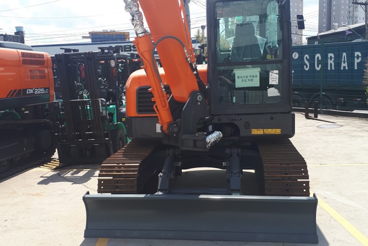 Doosan 75V - 20/20 5