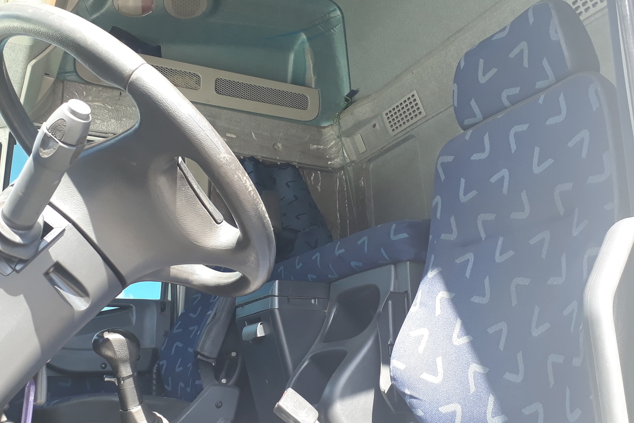 Iveco Stralis 410 - 11/12 8