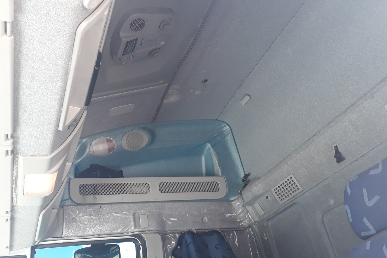 Iveco Stralis 410 - 11/12 9