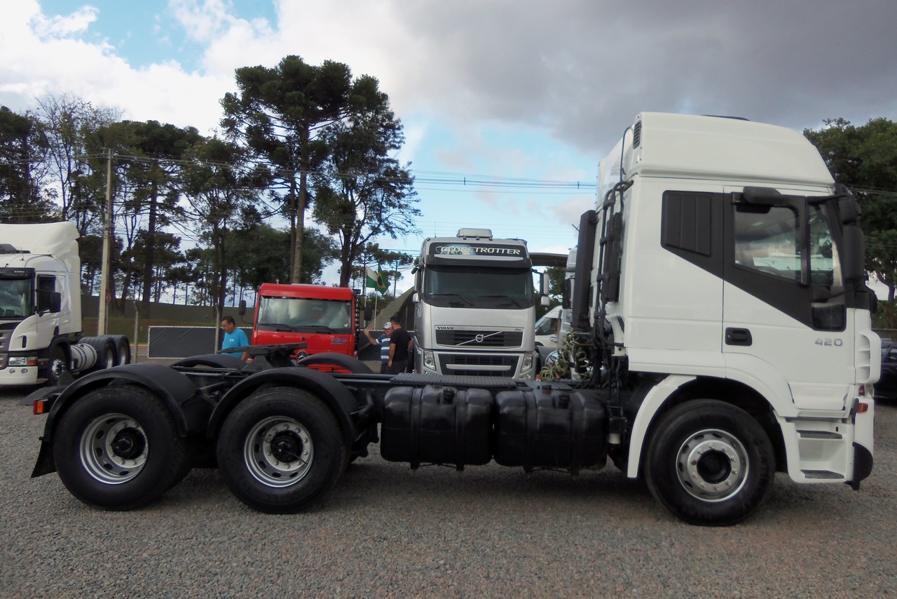 Iveco Stralis 420 - 06/07 3