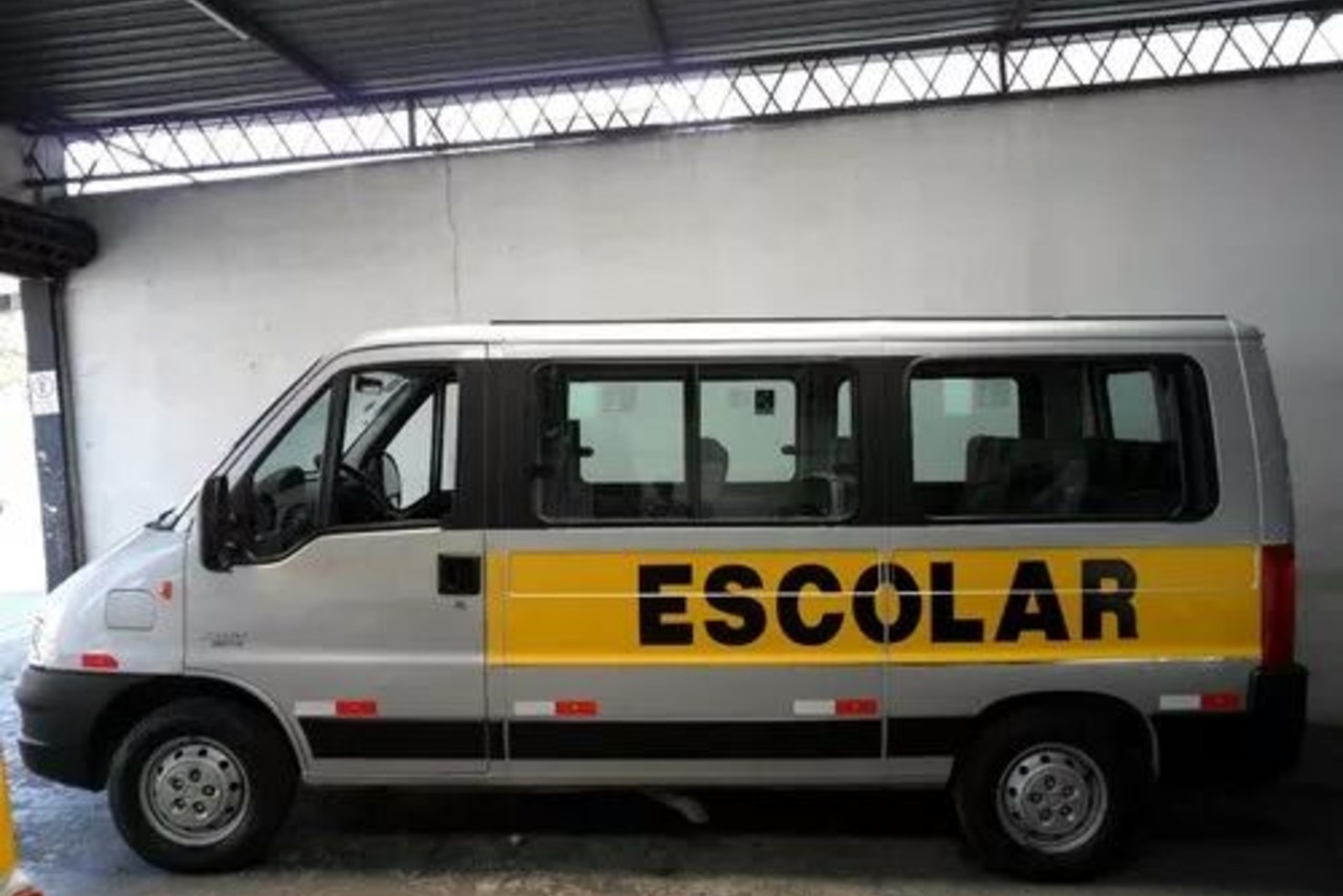 Fiat Ducato Passageiro - 10/11 2