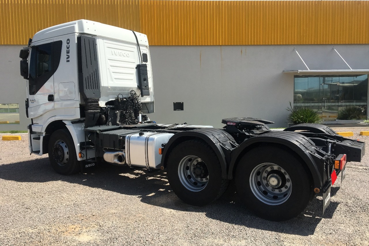 Iveco Stralis 440 - 17/17 4