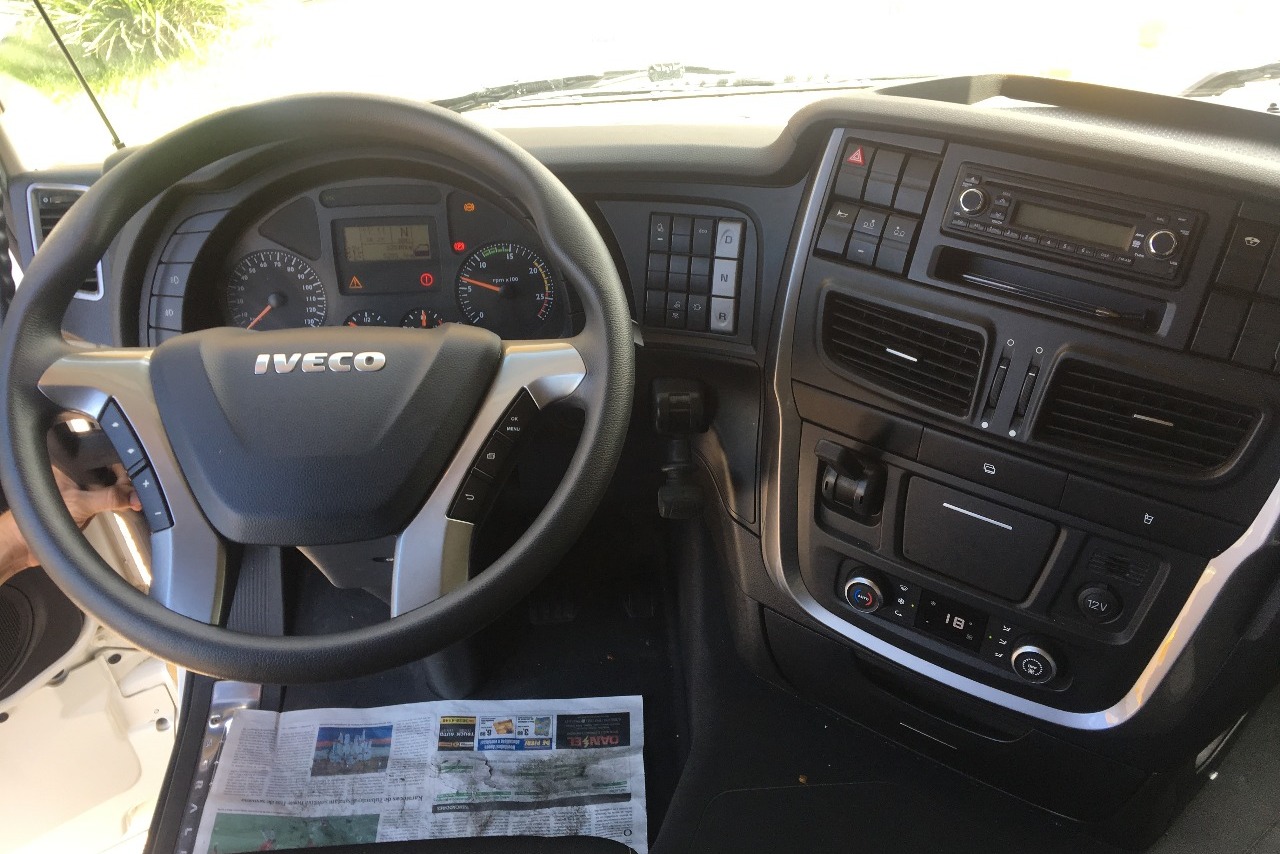 Iveco Stralis 440 - 17/17 10