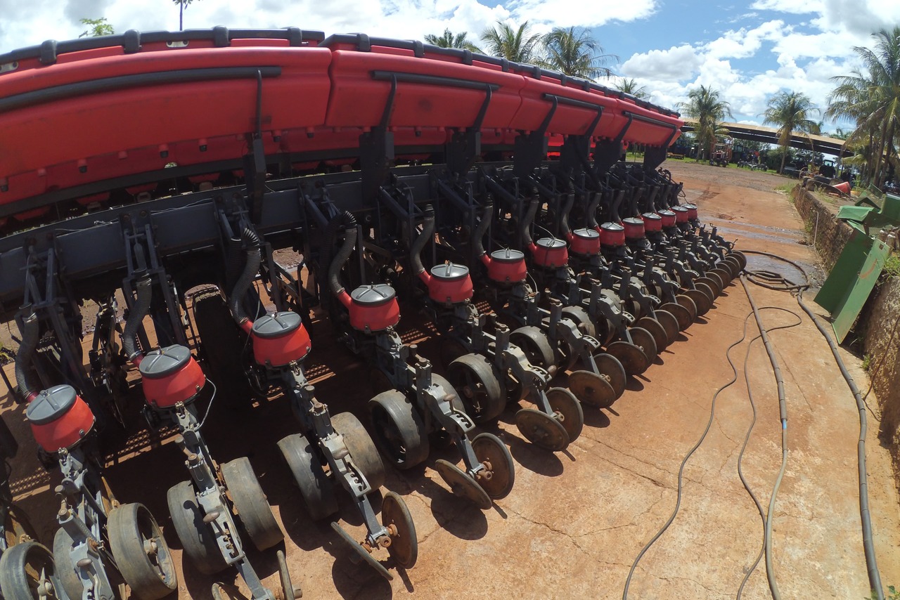 Massey Ferguson Serie 500 - 13 7
