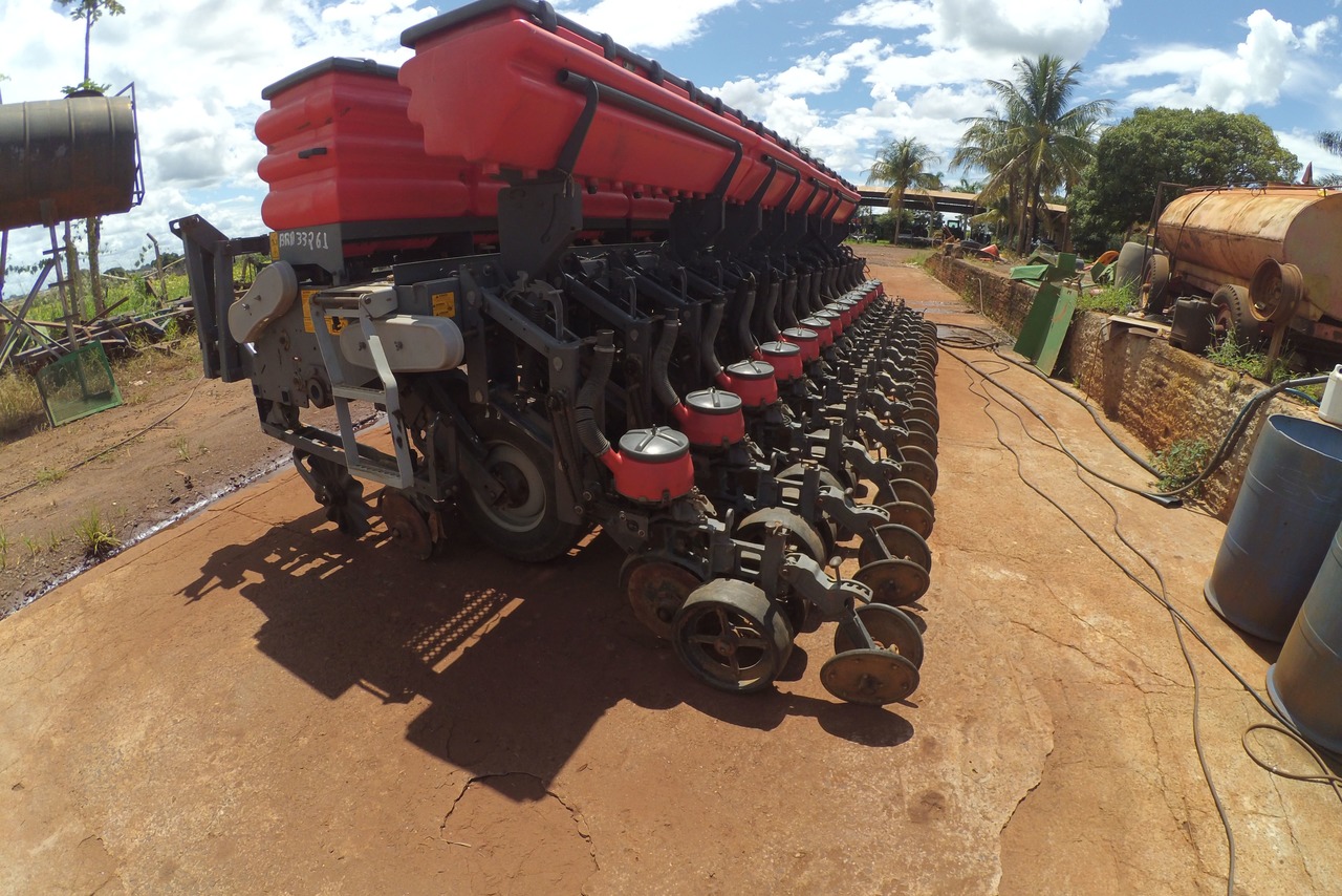 Massey Ferguson Serie 500 - 13 9