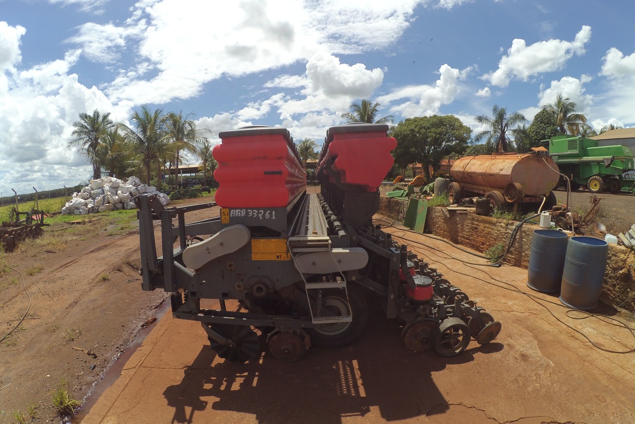 Massey Ferguson Serie 500 - 13 10