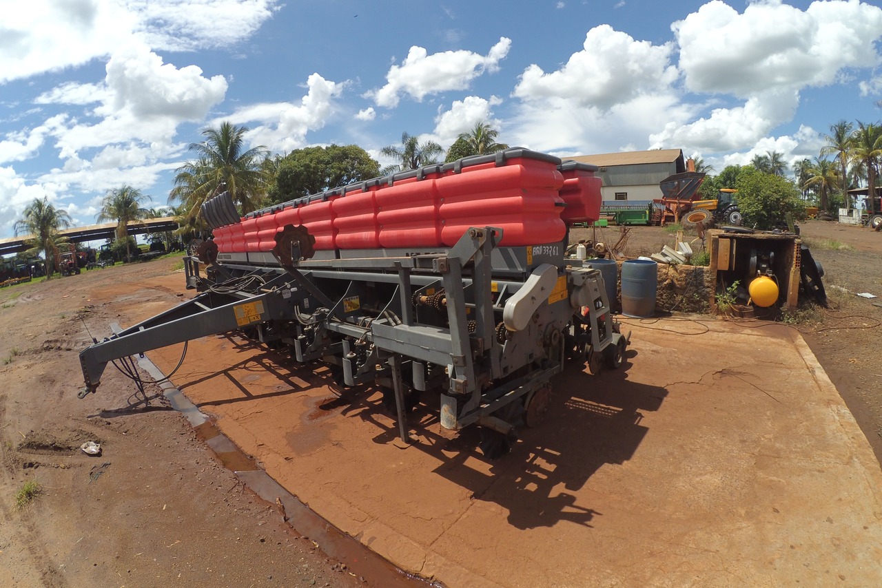 Massey Ferguson Serie 500 - 13 13