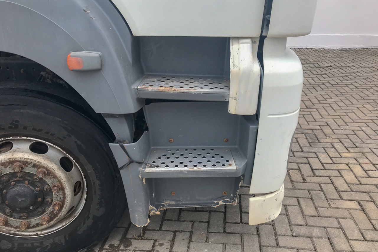 Mercedes Benz Axor 2540 - 08/08 6