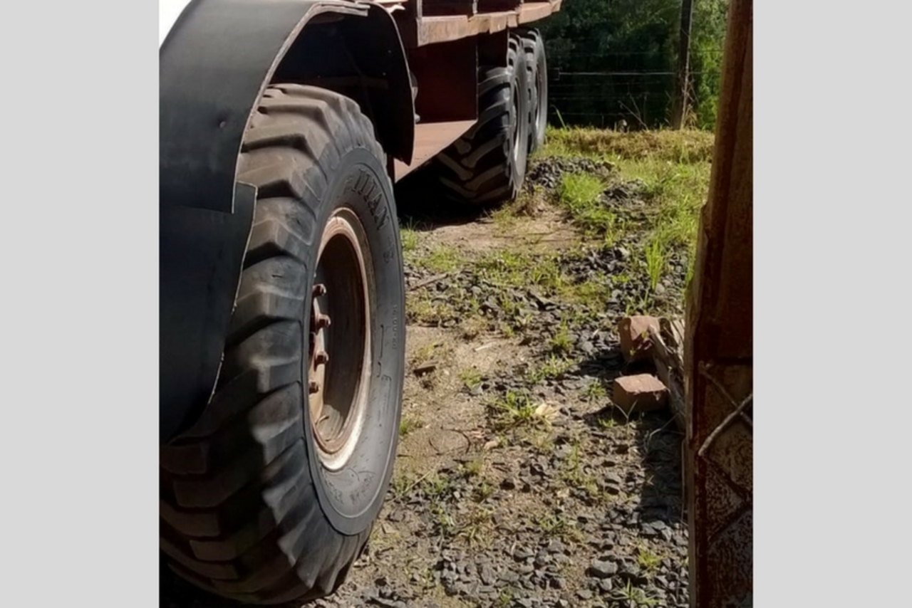 Mercedes Benz Axor 2831 - 10 2