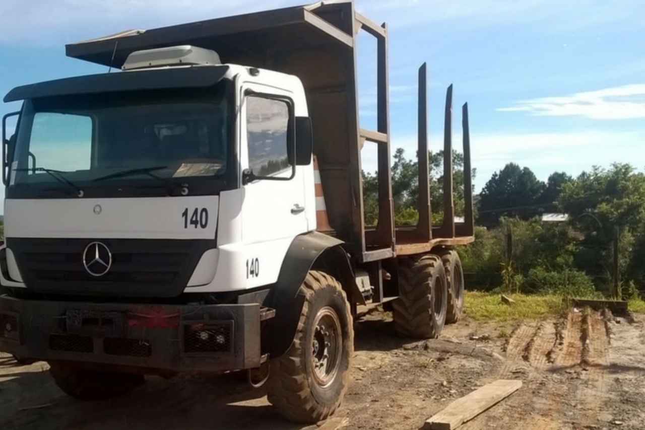 Mercedes Benz Axor 2831 - 10 3