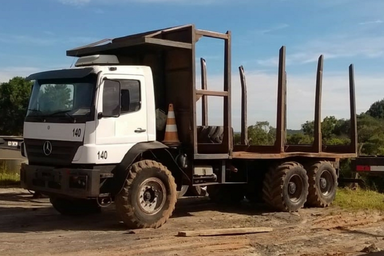 Mercedes Benz Axor 2831 - 10 4