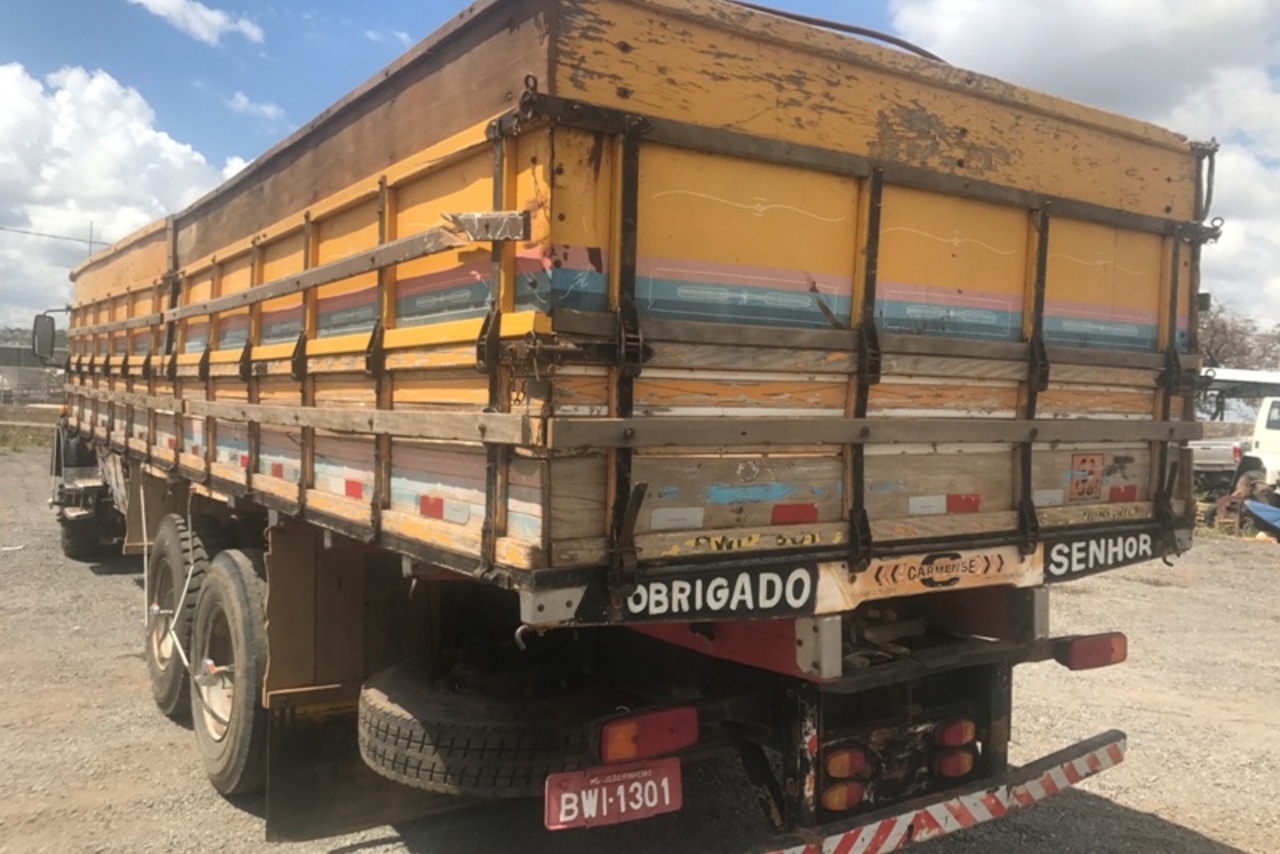 Mercedes Benz MB 2213 - 82/82 4
