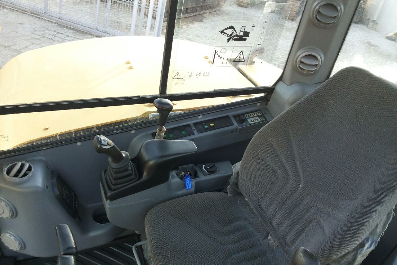 Volvo ECR88 - 11/11 10