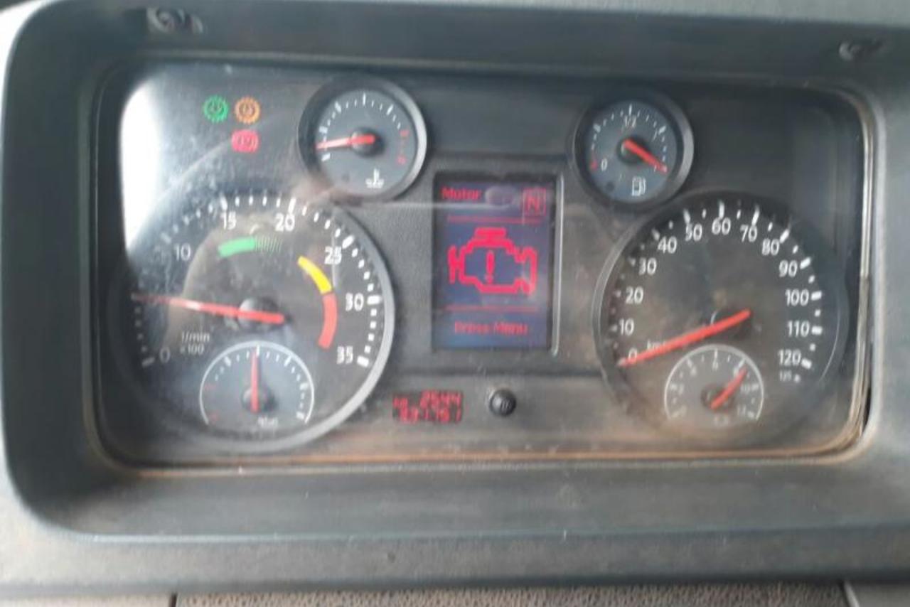 Volkswagen 31 260 - 12/13 3