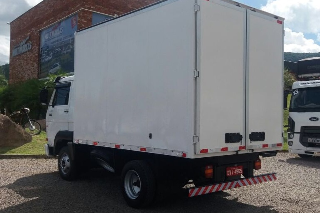Volkswagen 8 150 - 07/07 6