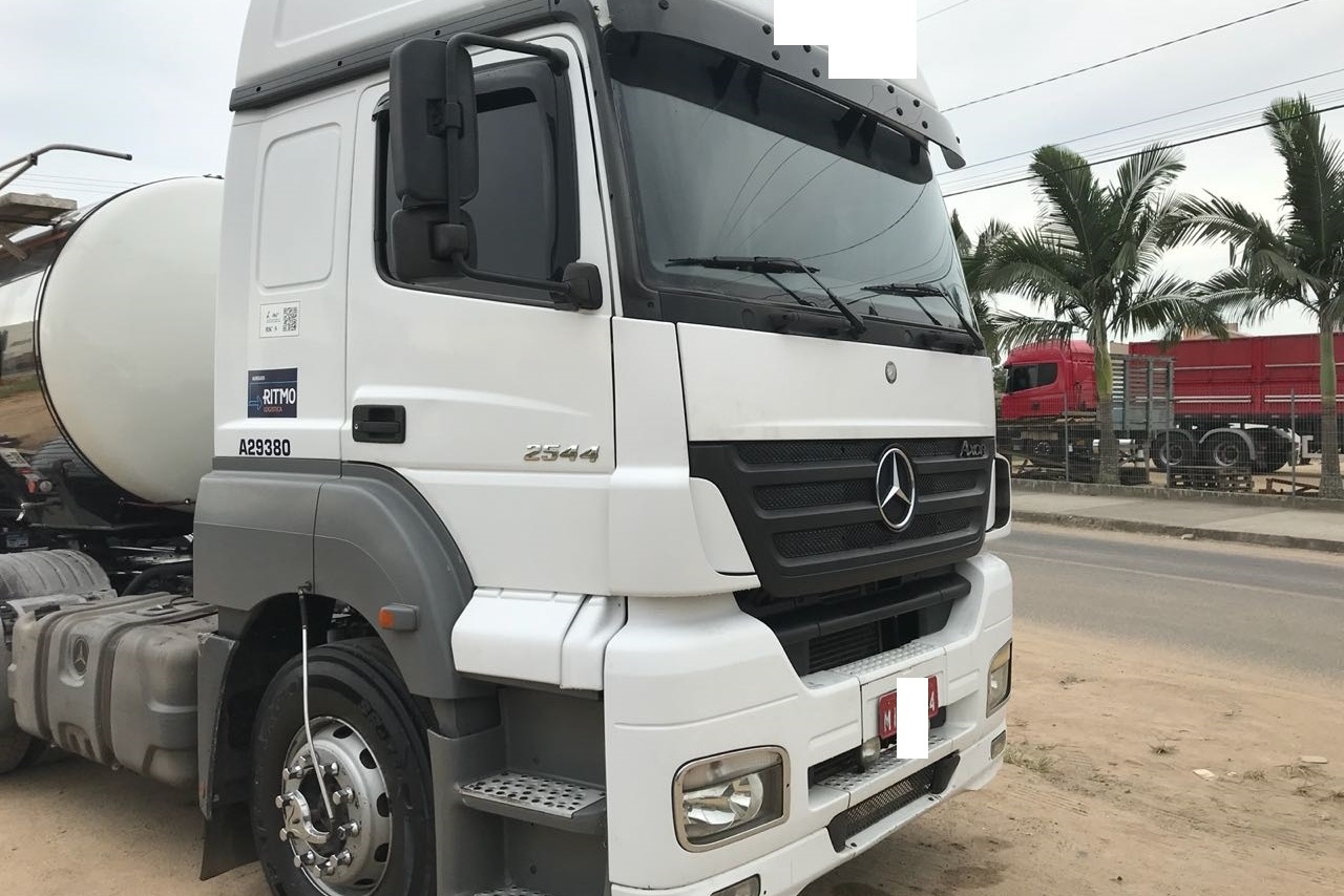Mercedes Benz Axor 2544 - 09/09 9