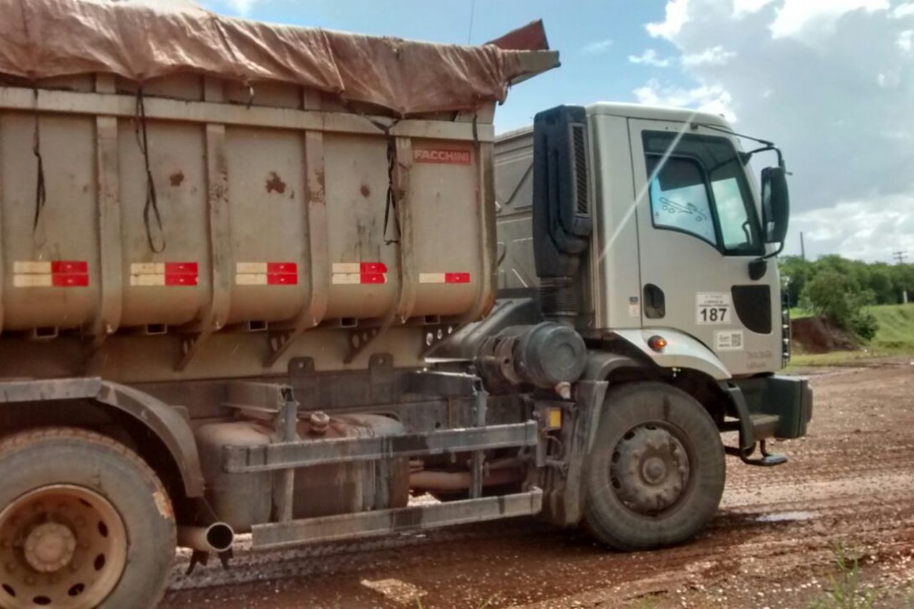 Ford 3132 - 12/12 4