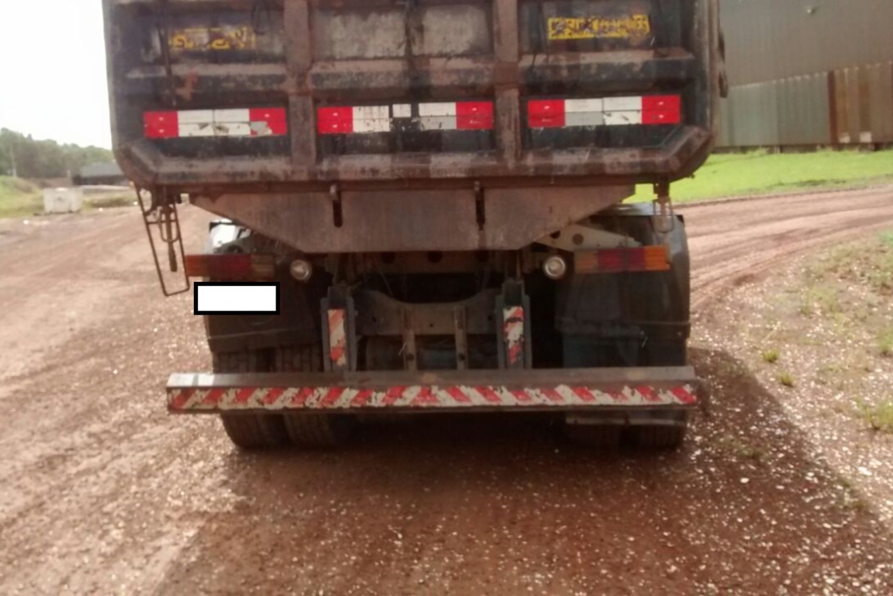Ford 3132 - 12/12 6