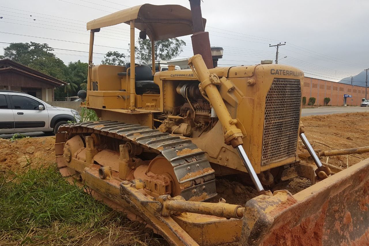 Caterpillar D6D - 80/80 5