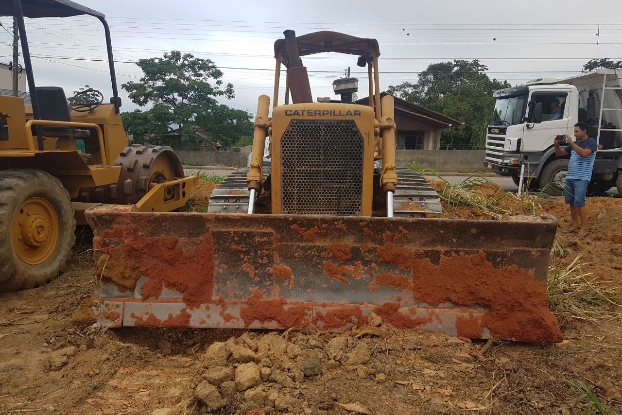 Caterpillar D6D - 80/80 7