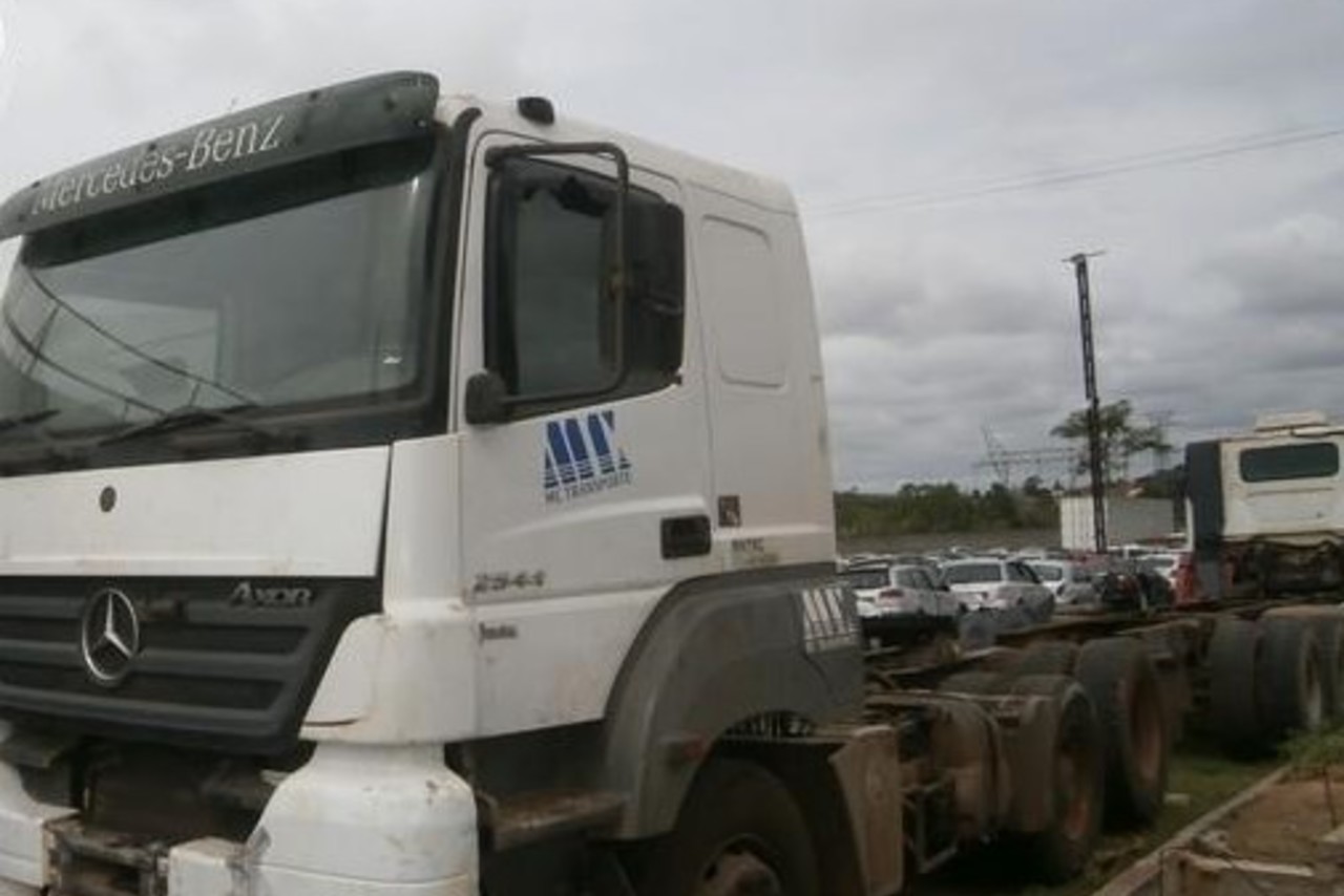 Mercedes Benz Axor 2544 - 11/11 2