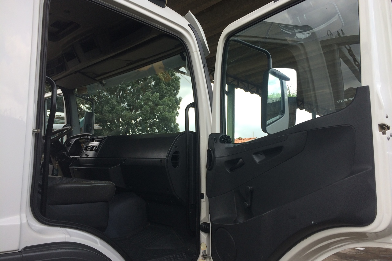 Mercedes Benz Atego 2426 - 13/13 13