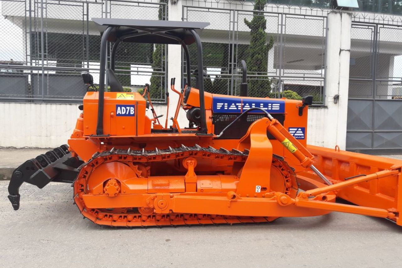 Fiatallis  AD7B - 86/86 8