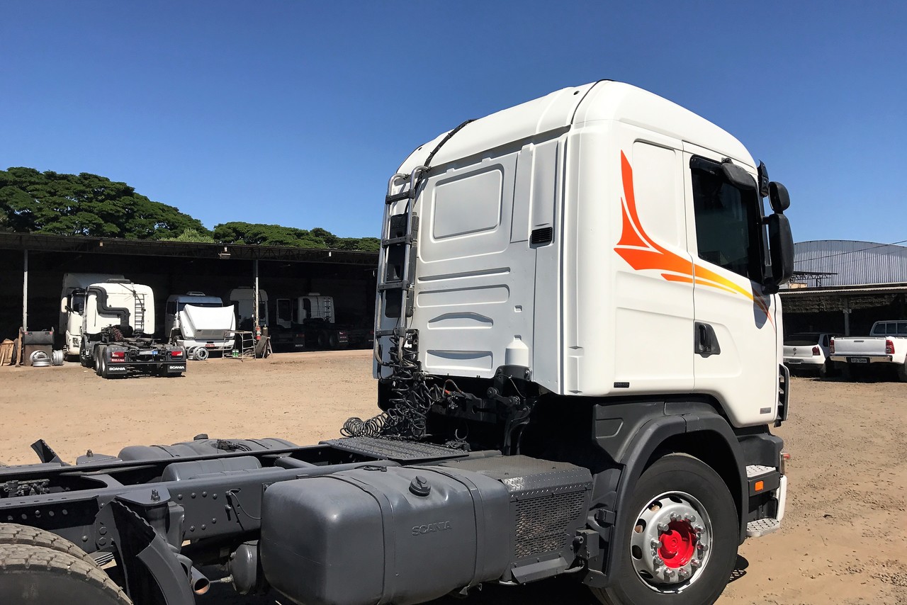 Scania 380 - 05/06 4