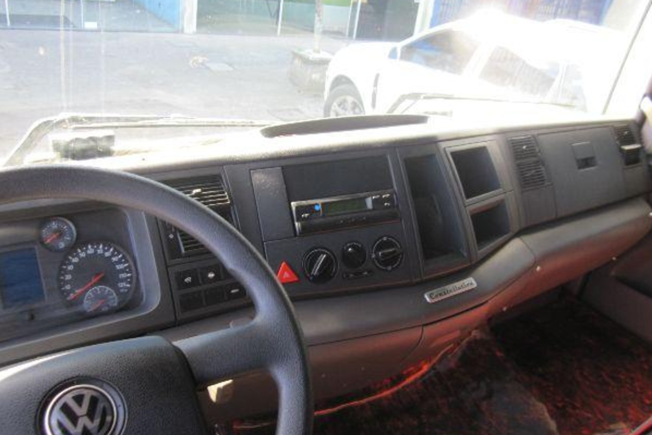 Volkswagen 24-280 E Constellation 6x2 - 12/13 6