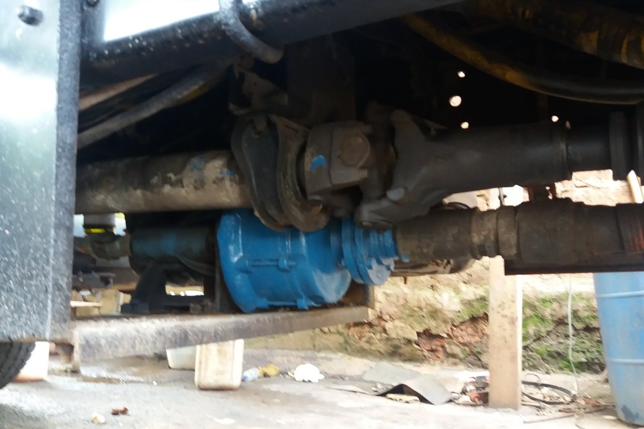 Volkswagen 31-280 E Constel. 6x4 - 12/12 3