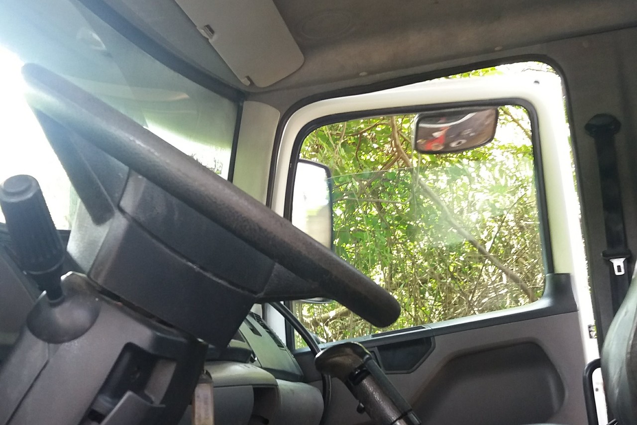 Volkswagen 31-280 E Constel. 6x4 - 12/12 4