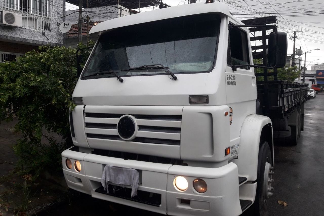 Volkswagen 24 220 - 06/06 7