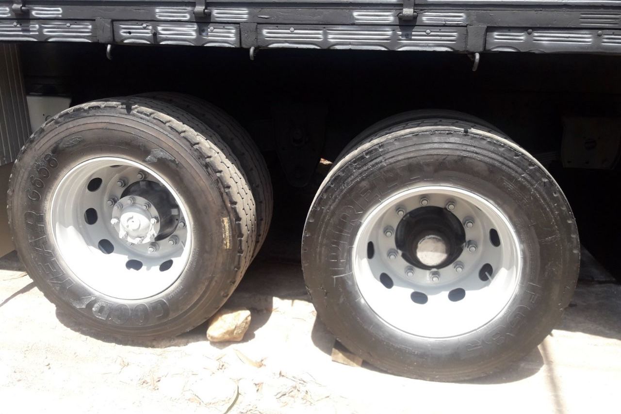 Volkswagen 24 220 - 06/06 10