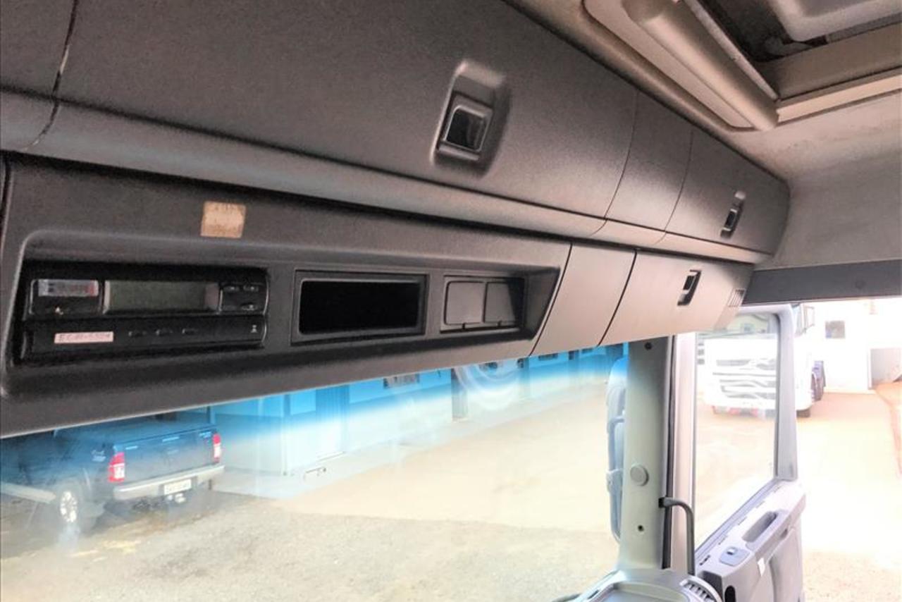 Scania 440 - 13/13 8