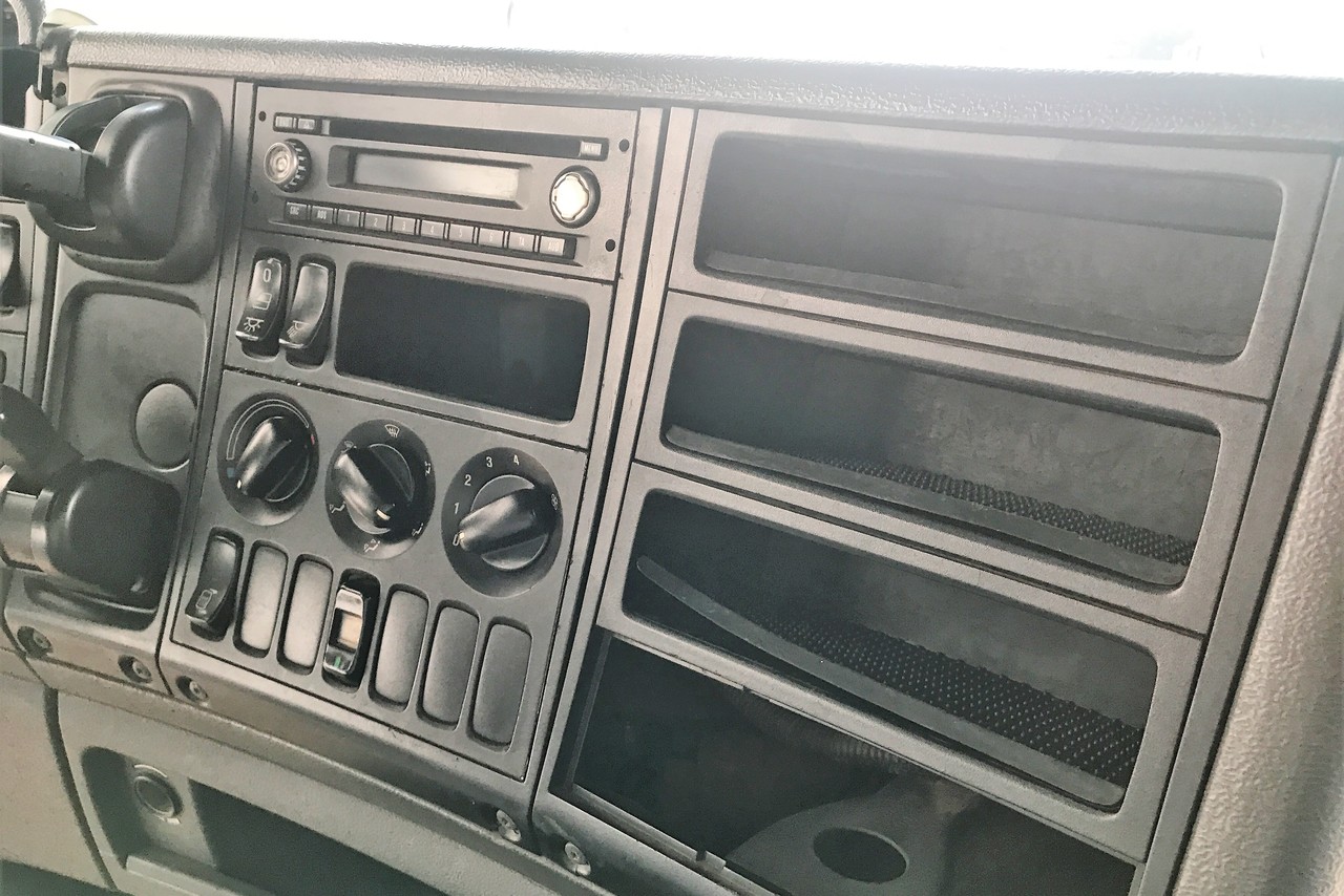 Scania 420 - 08/08 10